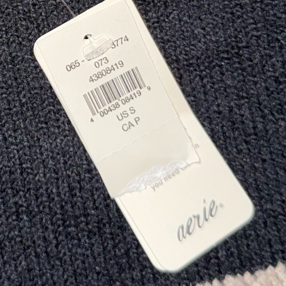 Aerie Black and tan sweater - Picture 2 of 2